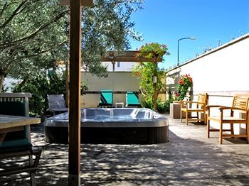 Hotel Des Pins