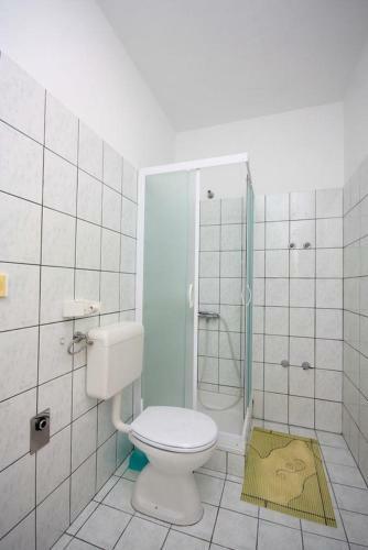 Apartments By The Sea Kampor (rab) - 4986