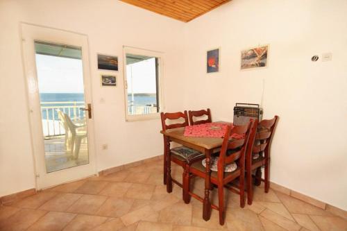 Apartments By The Sea Brgujac (vis) - 8918