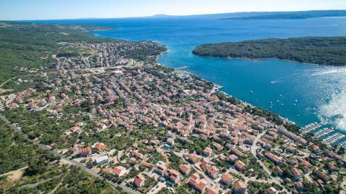 Apartments With A Parking Space Punat (krk) - 5378