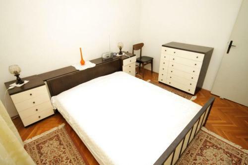 Apartment Ugljan 8404a