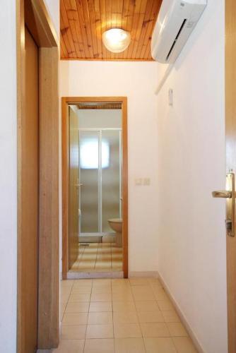 Apartment Lumbarda 9299a