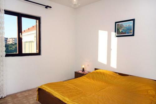 Apartments With A Parking Space Rogoznica - 4800
