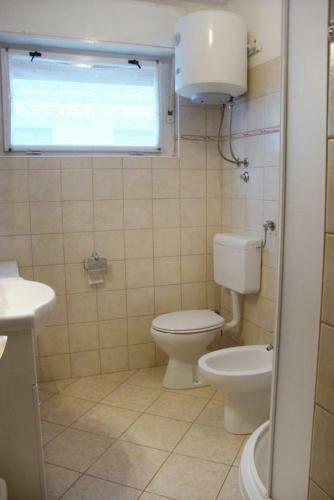Apartments With A Parking Space Baska (krk) - 5407