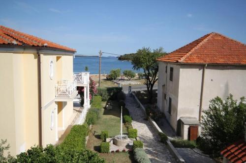 Hostal Rooms By The Sea Pasman - 8223