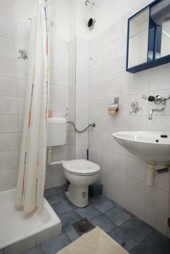 Hostal Rooms By The Sea Pasman - 8223