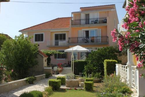 Hostal Rooms By The Sea Pasman - 8223