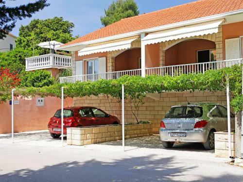 Holiday Home Entoni