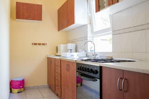 Apartment In Supetarska Draga 16063