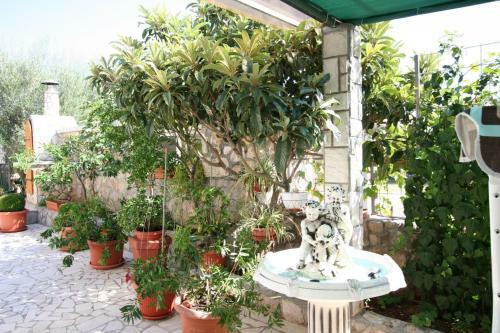Apartment In Zestilac/insel Krk 13426