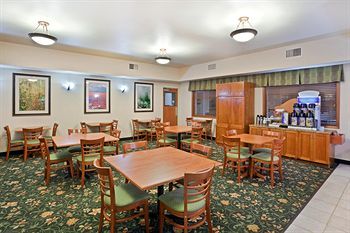 Holiday Inn Express Hotel & Suites Burlington