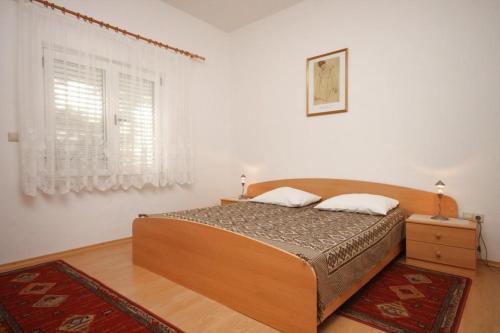 Apartments With A Parking Space Gradac (makarska) - 6783