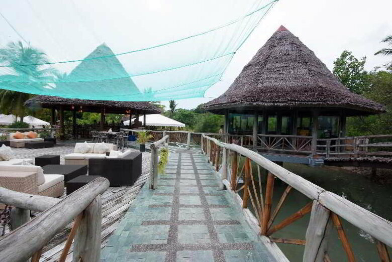 Hotel Badian Island Resort And Spa