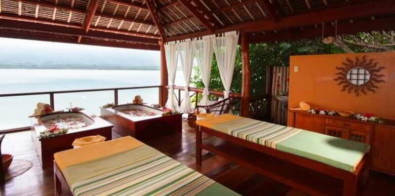 Hotel Badian Island Resort And Spa