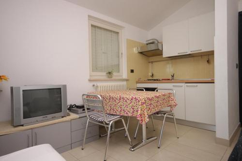 Apartments With A Parking Space Rabac (labin) - 7220