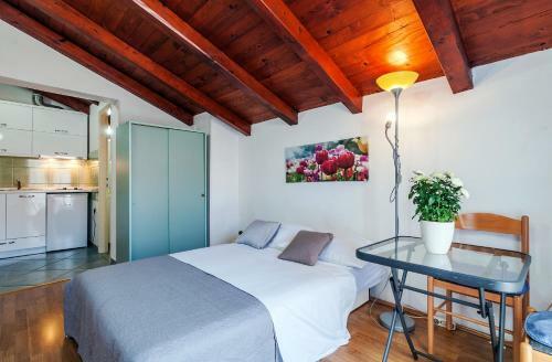 Apartments An?elo