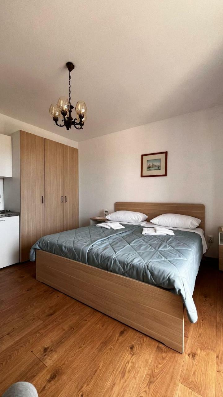 Apartment Zana