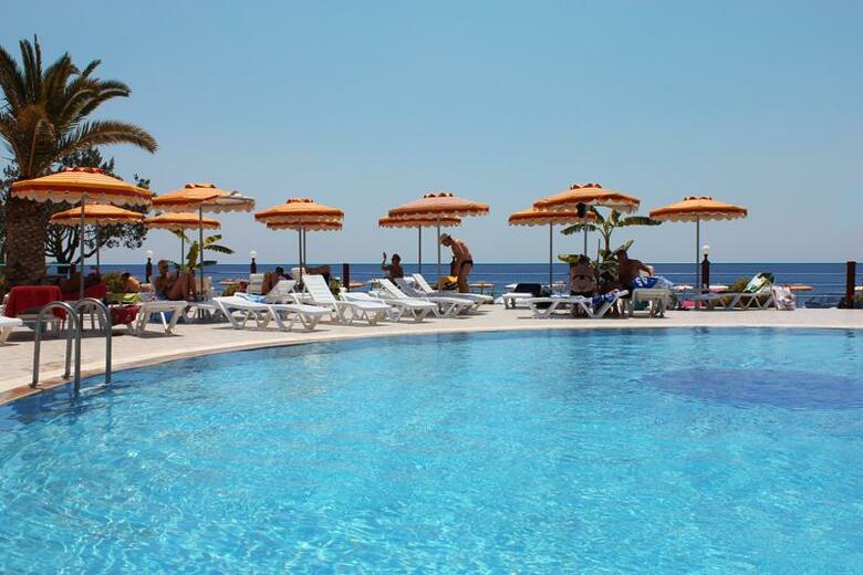 Hotel Kamari Beach
