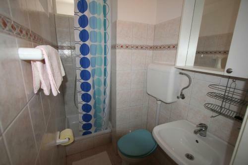 Three-bedroom Apartment Silo Near Sea