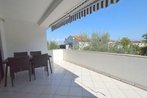 Apartments Gacina
