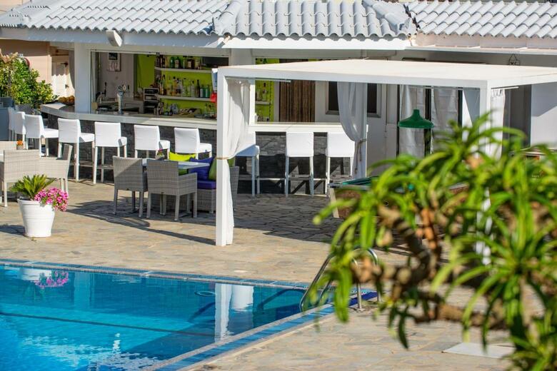 Hotel Kristalli