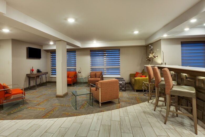 Hotel Lakeview Inn & Suites Frederiction