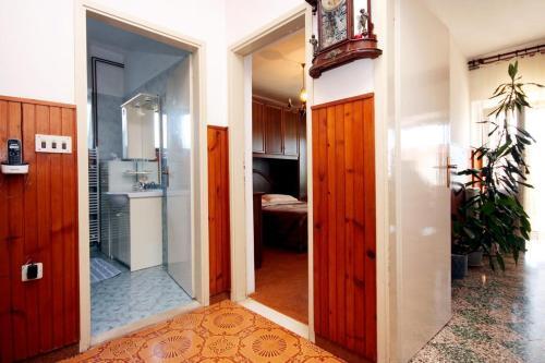 Apartments With A Parking Space Lumbarda (korcula) - 9329