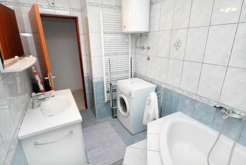 Apartment Novi Vinodolski 5479d