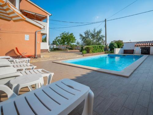 Apartamento Holiday Home Villa Nina