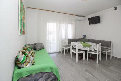 Apartments Rozanda