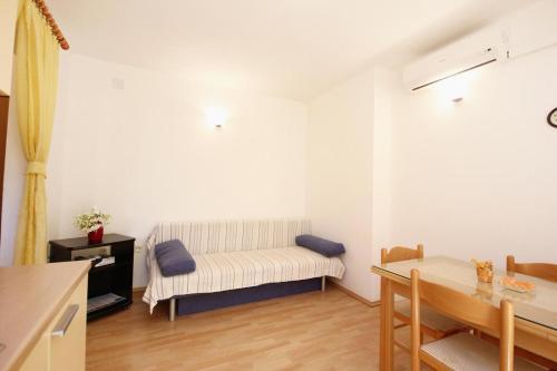 Apartments With A Parking Space Orebic (peljesac) - 10194
