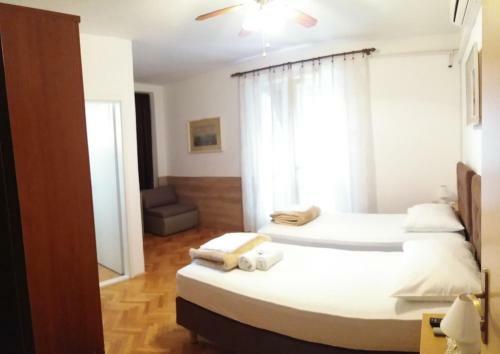 Hostal Bed & Breakfast Batosic Makarska