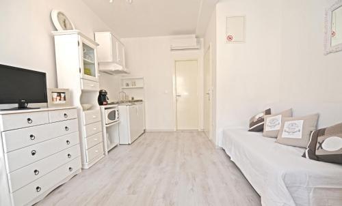 Hostal Tinel Rooms Old City Center