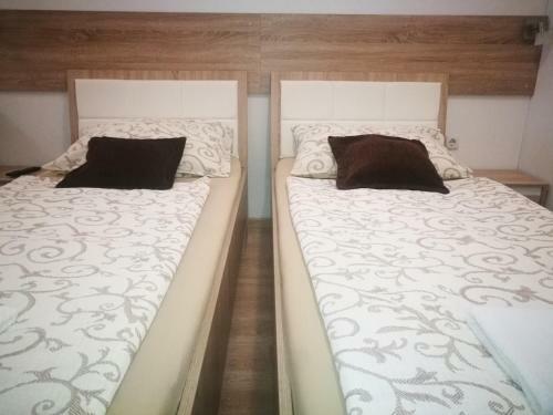 Hostal Rooms Ara?i?