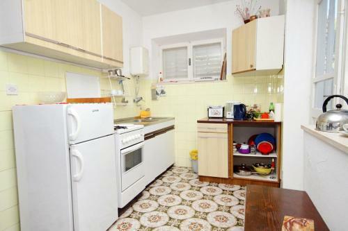 Hostal Double Room Lumbarda 9272a