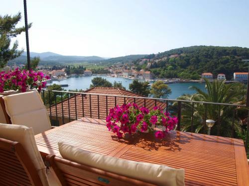 Apartamentos Deluxe Jelsa