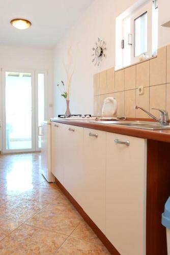 Apartment Orebic 10149a