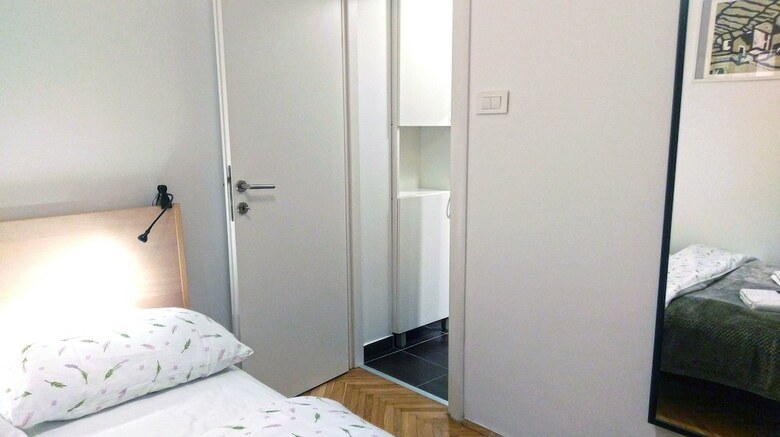 Donos Apartments