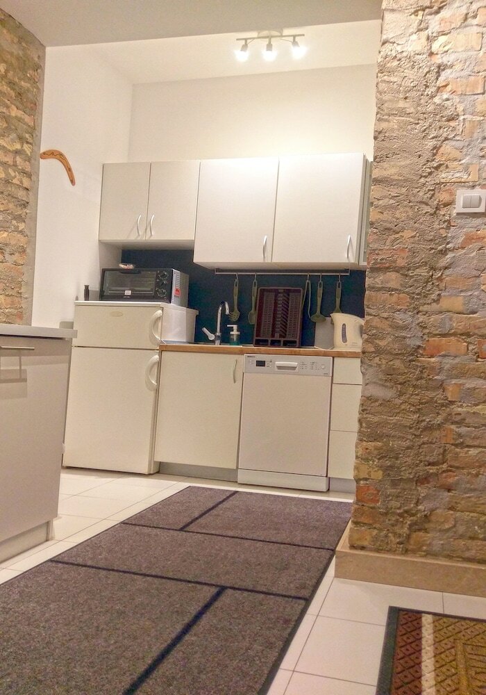 Donos Apartments