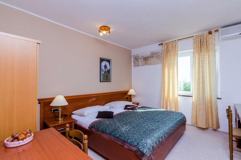 Apartments Nicol