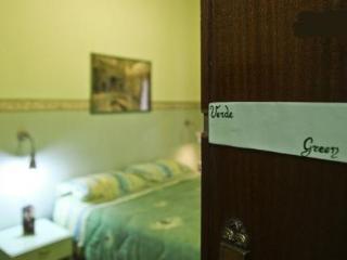 Hostal Robby's House B&B