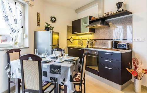 Apartment Peroj VI