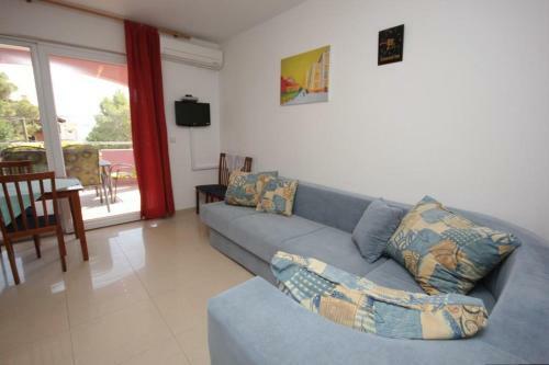 Apartments By The Sea Pasman - 8217