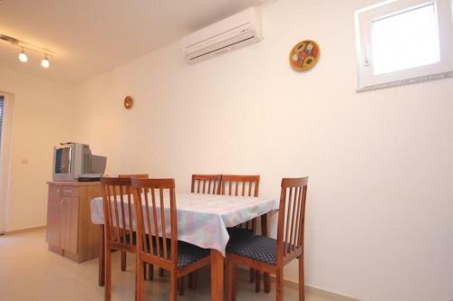 Apartments By The Sea Pasman - 8217