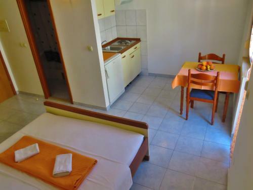 Apartments Srdan