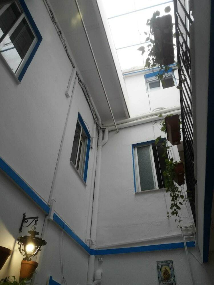Hostal Pensi�n Cibeles