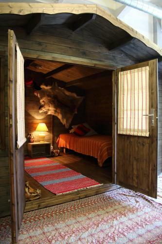 Hostal Guesthouse Little Tundra