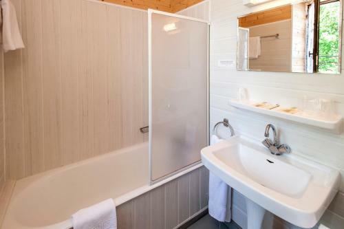 Logis Hotel Des Rochers