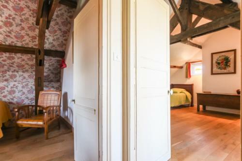 Holiday Home Ch�teau De Bouc�el Mont Saint Michel