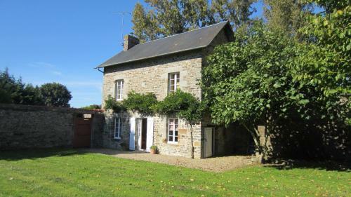 Holiday Home Ch�teau De Bouc�el Mont Saint Michel